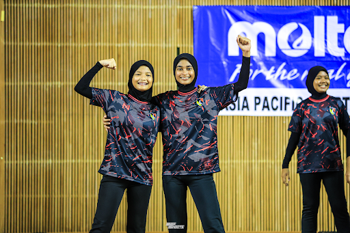 Nilai Apparel Gift & Souvenir