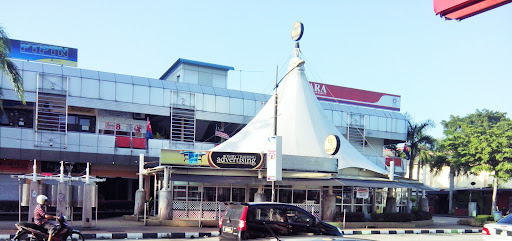 Omry Trading Advertising