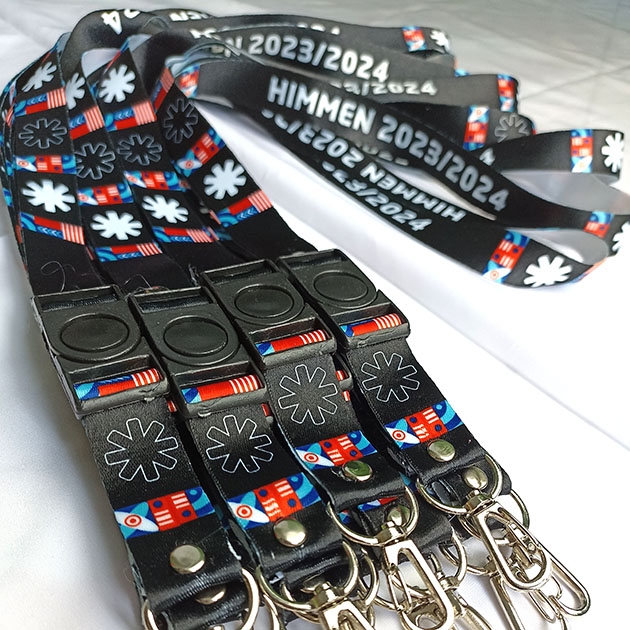 Lanyard Berkualitas Tinggi di Pekan – Percetakan Lanyard Terbaik dengan Desain Kustom & Harga Kompetitif