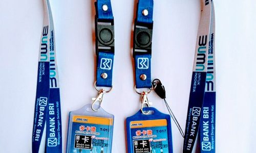 Lanyard Kustom Berkualitas Tinggi di Bakri – Percetakan Terbaik dengan Harga Terjangkau