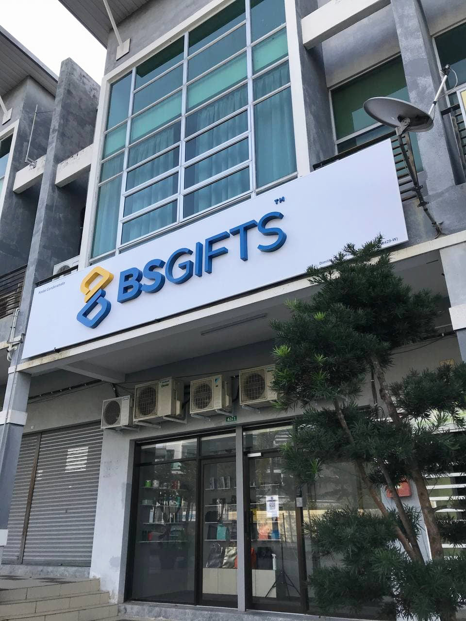 BSGIFTS Sdn Bhd – Pembekal Hadiah Korporat & Cenderahati Berkualiti di Malaysia