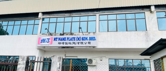 Plat Nama MT Custom – Reka Bentuk Unik untuk Motor & Kenderaan, Kualiti Premium